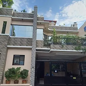 אורחן Lourdes, Paranaque City