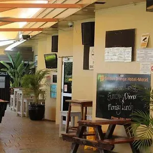 https://motel-the-golden-orange.queenslandhotels.net