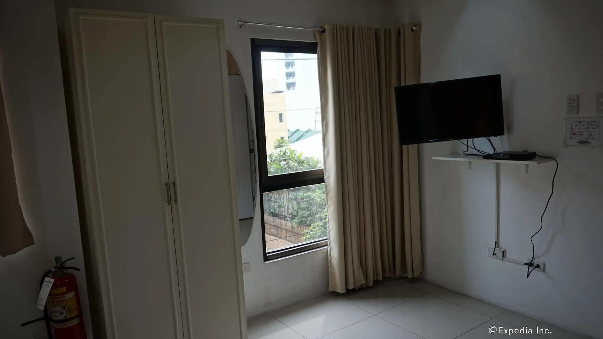 Baymont Suites & Residences Paranaque City