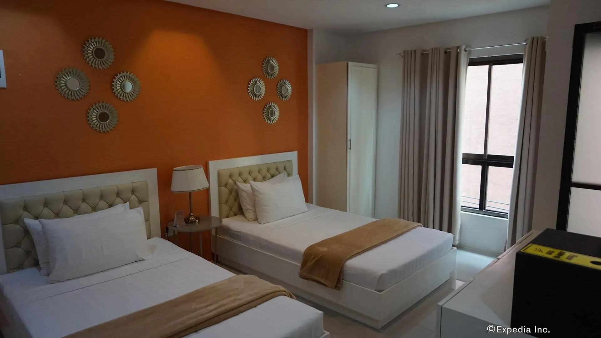 Baymont Suites & Residences Paranaque City