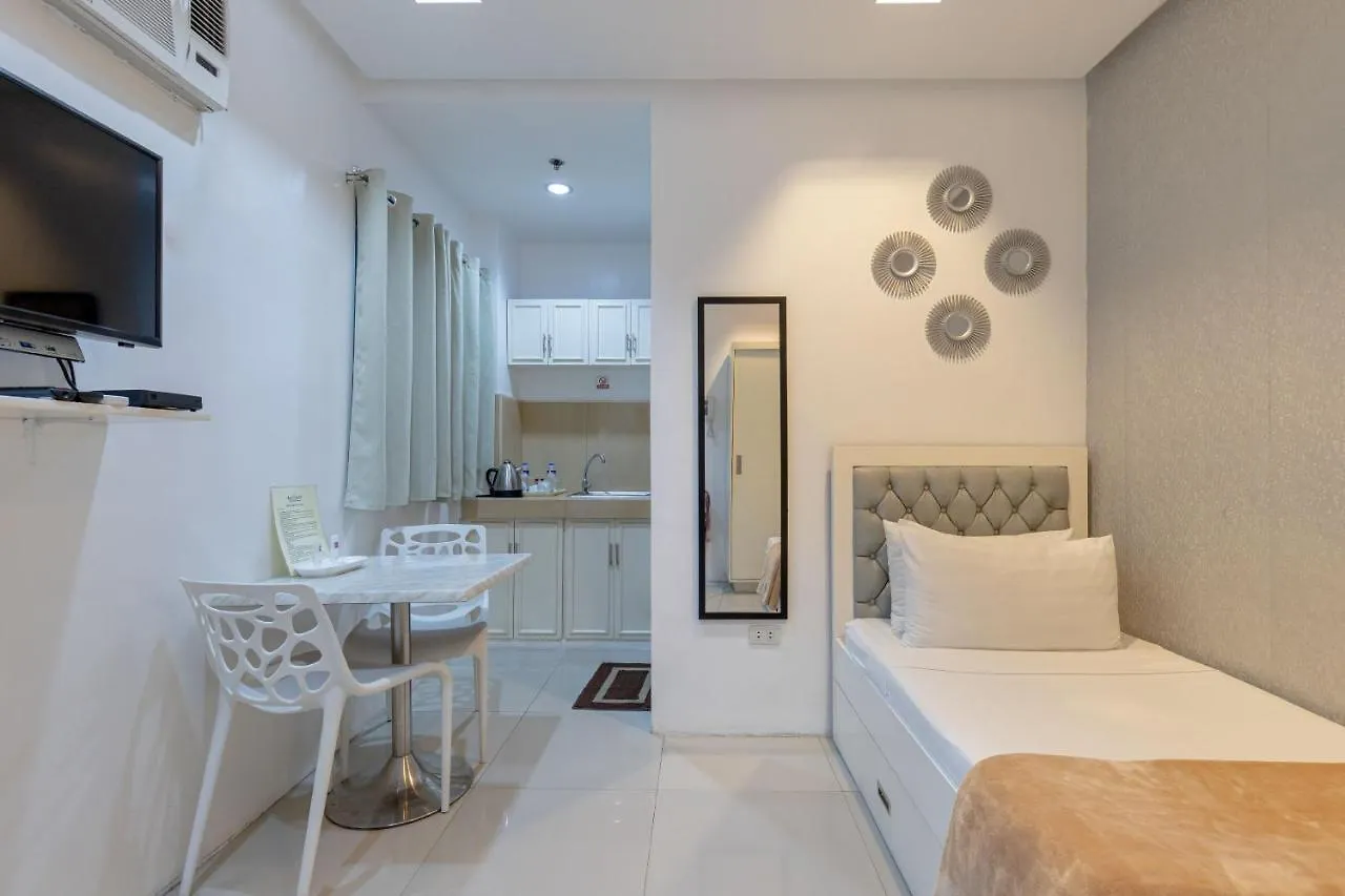 Hotel Baymont Suites & Residences Paranaque City