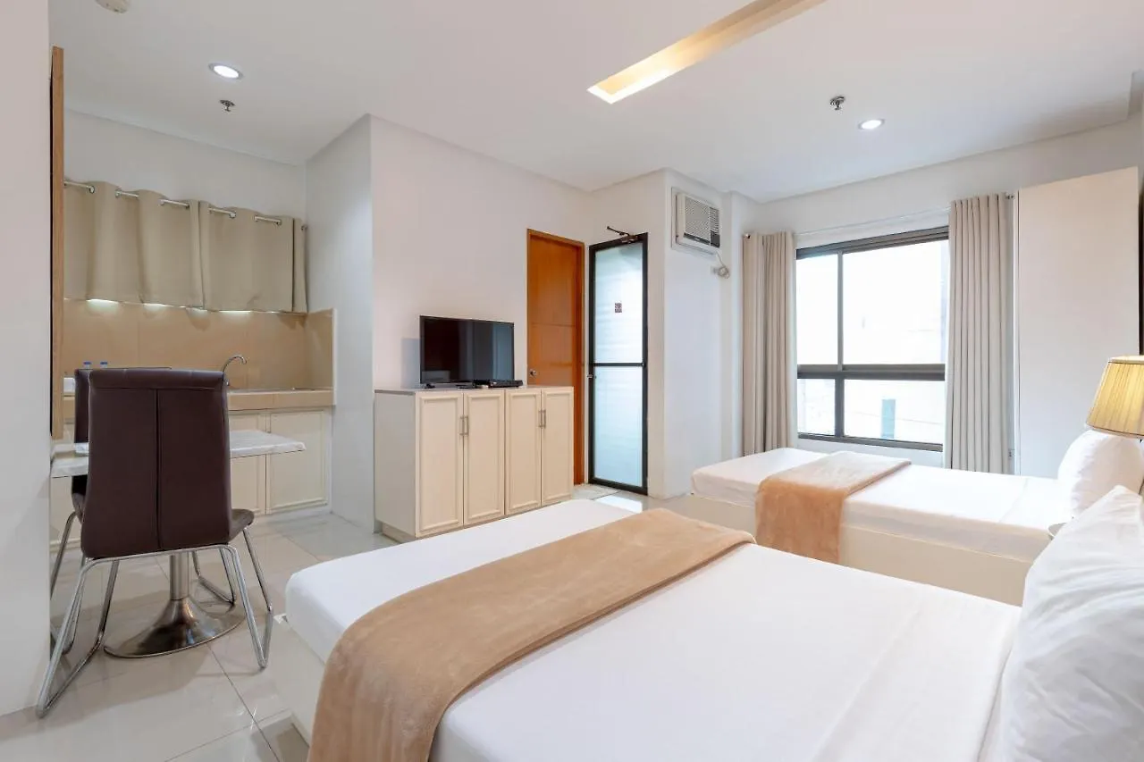 Hotel Baymont Suites & Residences Paranaque City